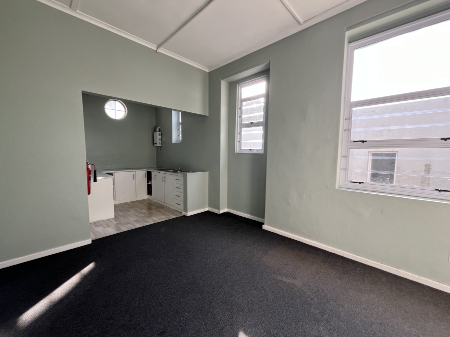Commercial Property for Sale in Southernwood Eastern Cape